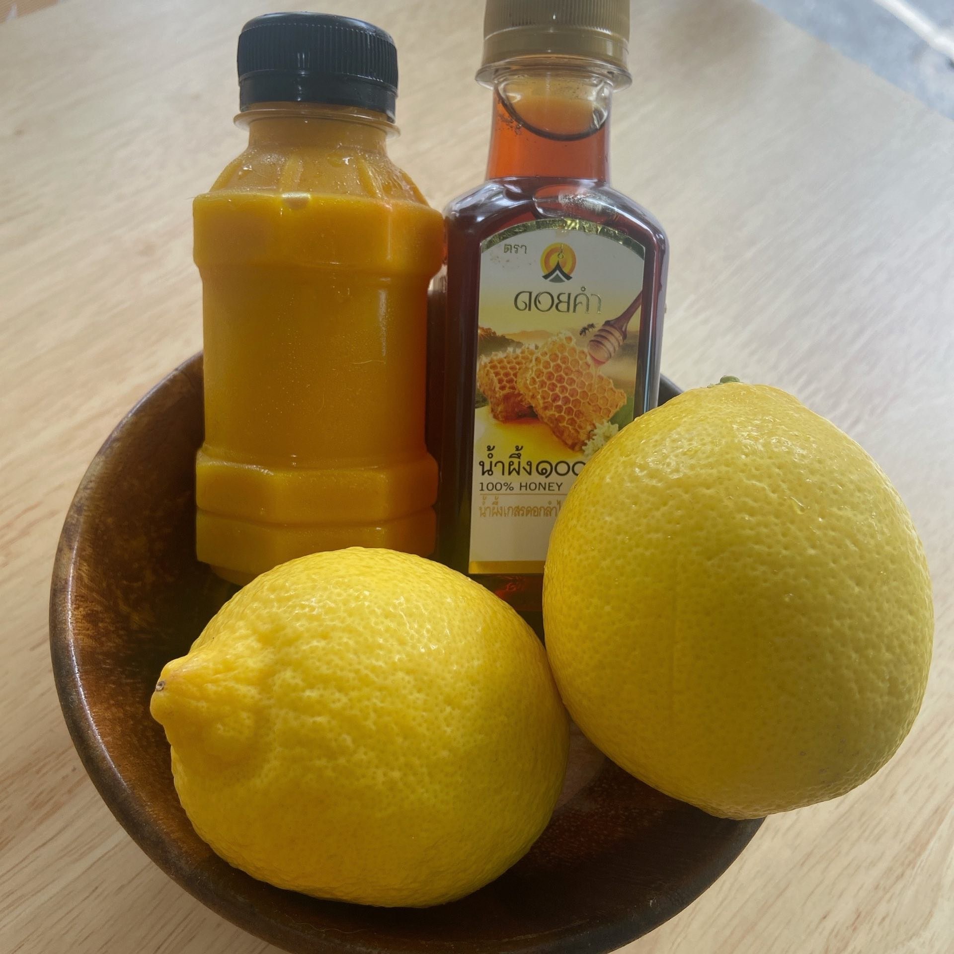 Juice Shots - Fresh Honey and Lemon 1