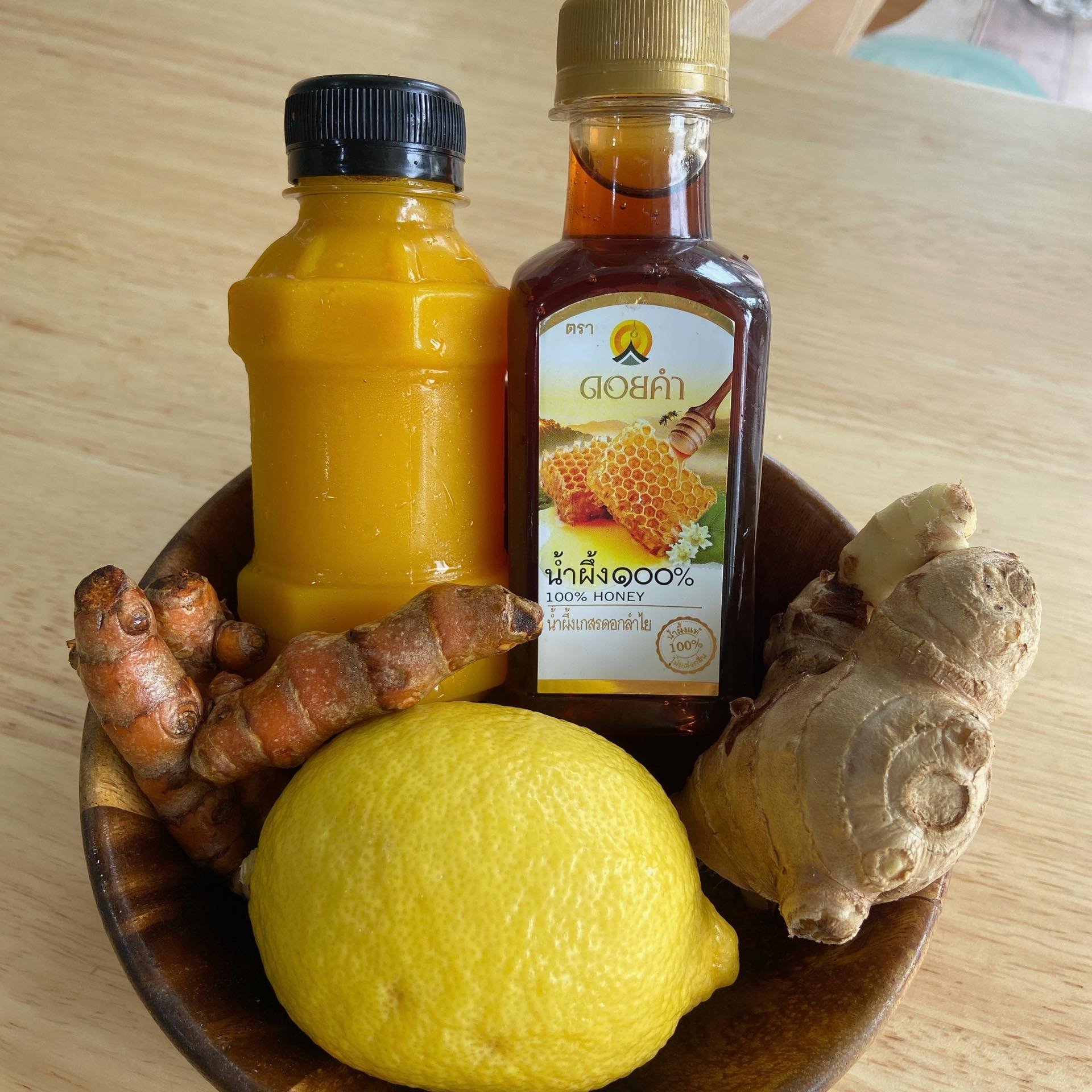 Juice Shots - Honey Turmeric Lemon & Ginger 1