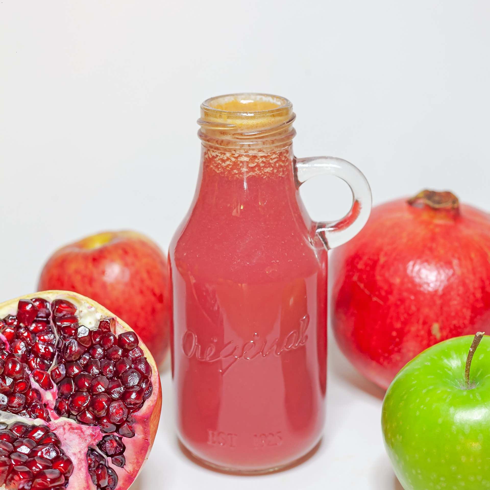Fresh Juices - Pomegranate & Red Apple 1