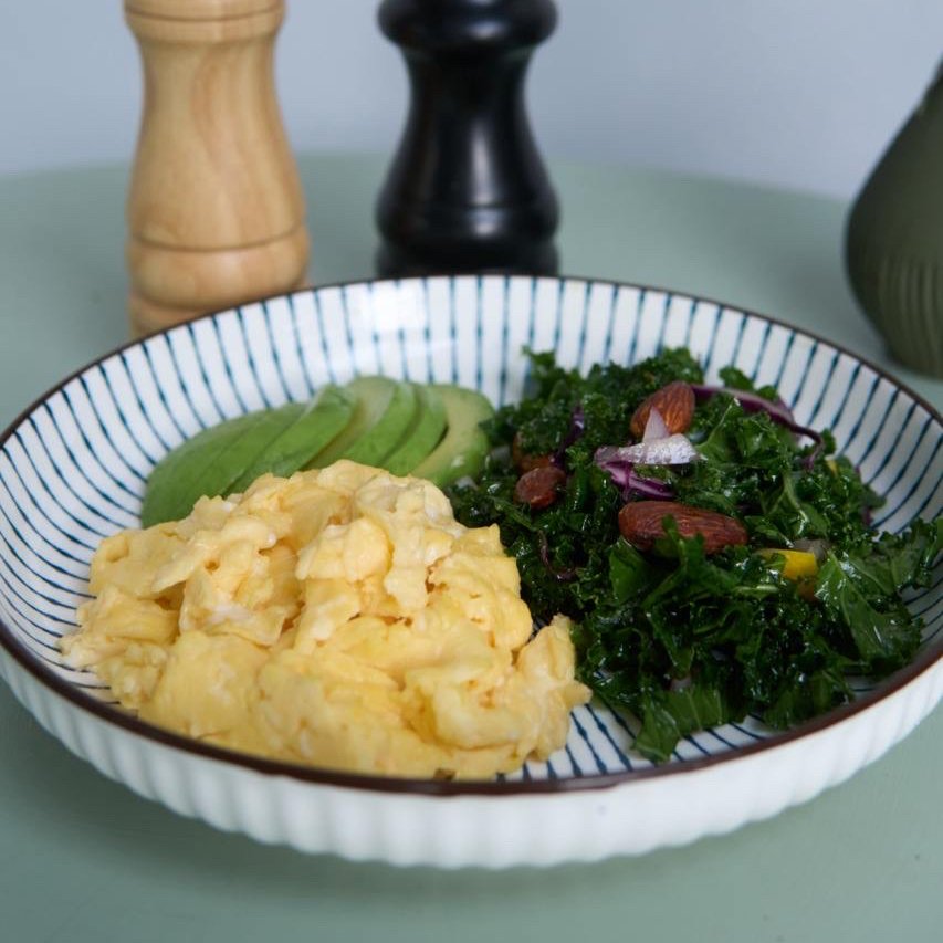 Breakfast Bowls - Scrambled Eggs with Avocado, Kale & Almond 1